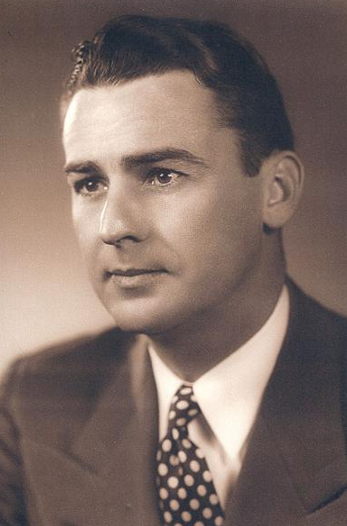 WILLIAM MACK.png